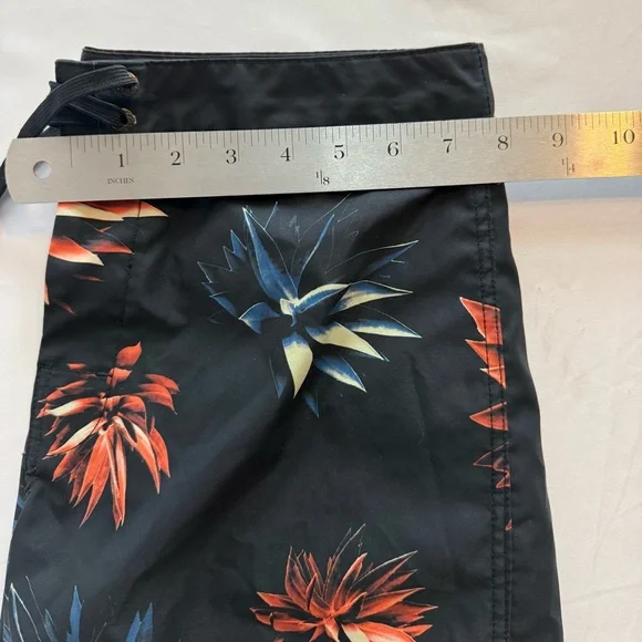Van's 18" Outseam 2 Way Stretch Ever Ride Board Shorts - Picture 4 of 7